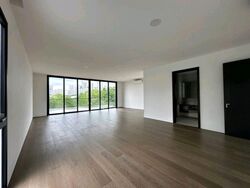 Grove Avenue (D10), Semi-Detached #539658191